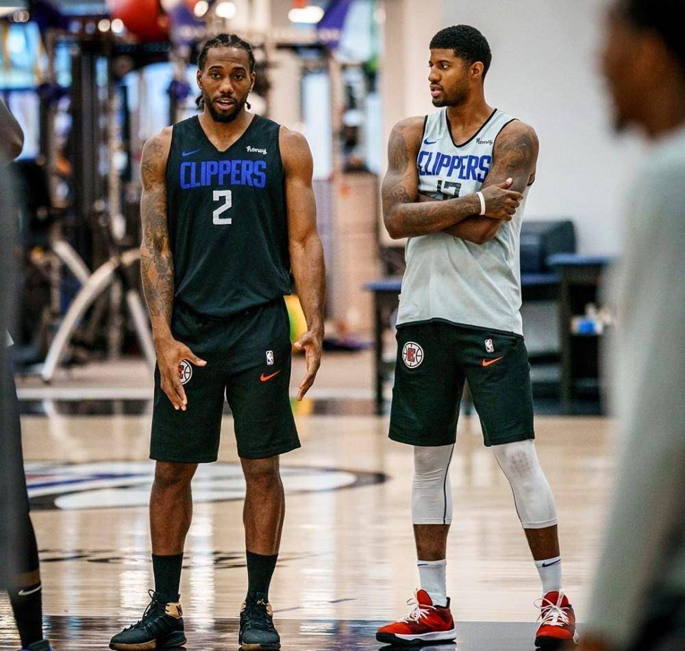 玩家可通过 玩家可通过